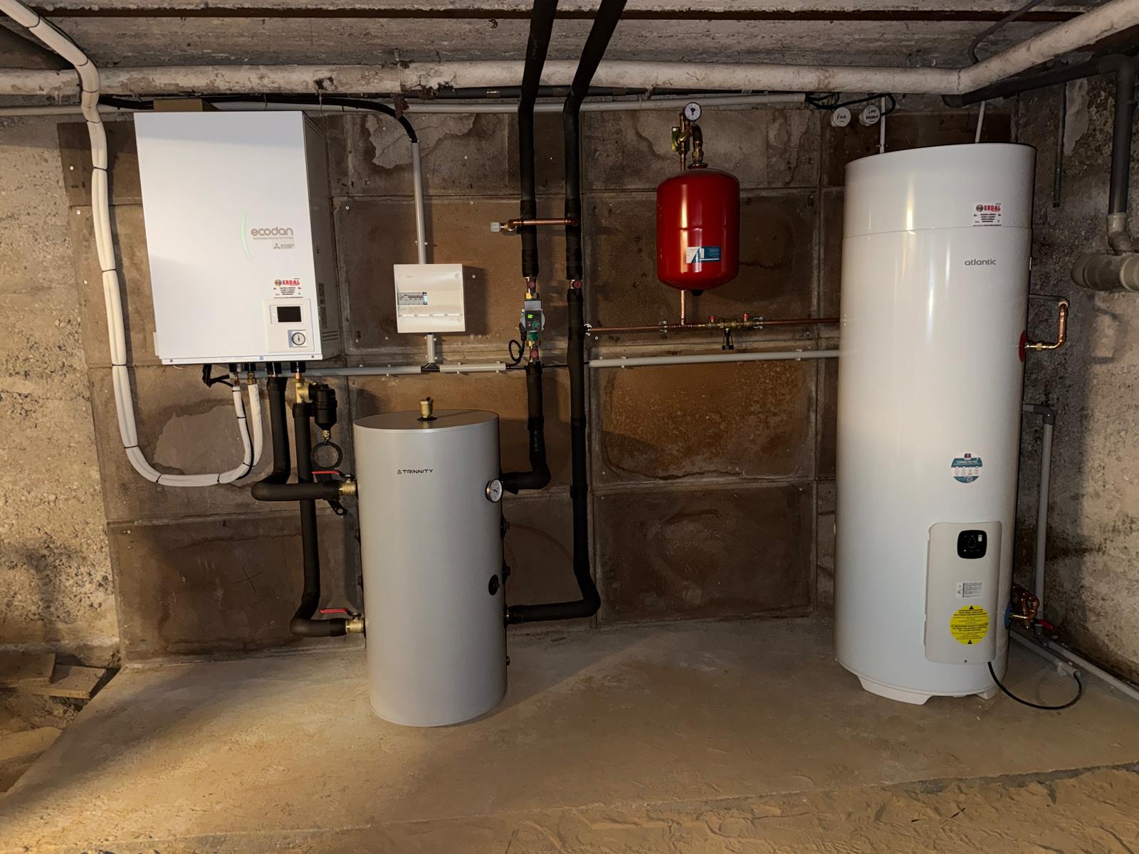 Pompe à chaleur air/eau et chauffe-eau thermodynamique à Niederschaeffolsheim Lingolsheim